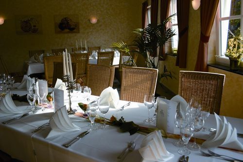 拉赫恩施雷弗酒店 魏尔堡 餐厅 照片